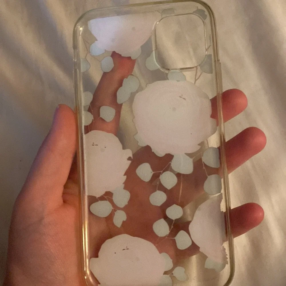 iPhone 11 phone case - Picture 3 of 4